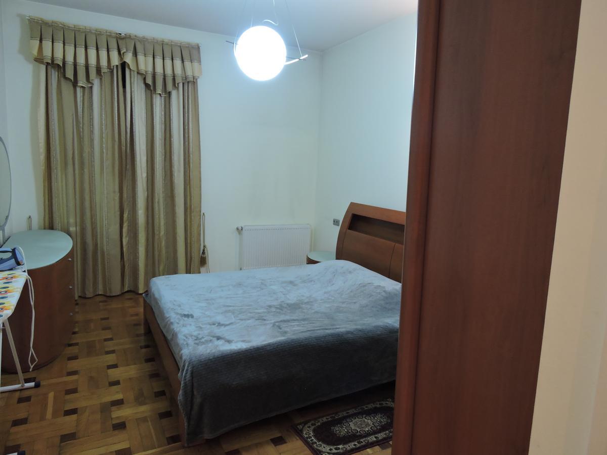 דירות טביליסי 1 Shota Rustaveli Avenue מראה חיצוני תמונה