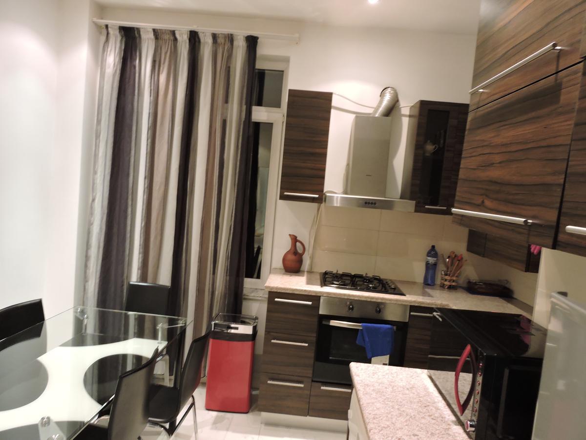 דירות טביליסי 1 Shota Rustaveli Avenue מראה חיצוני תמונה